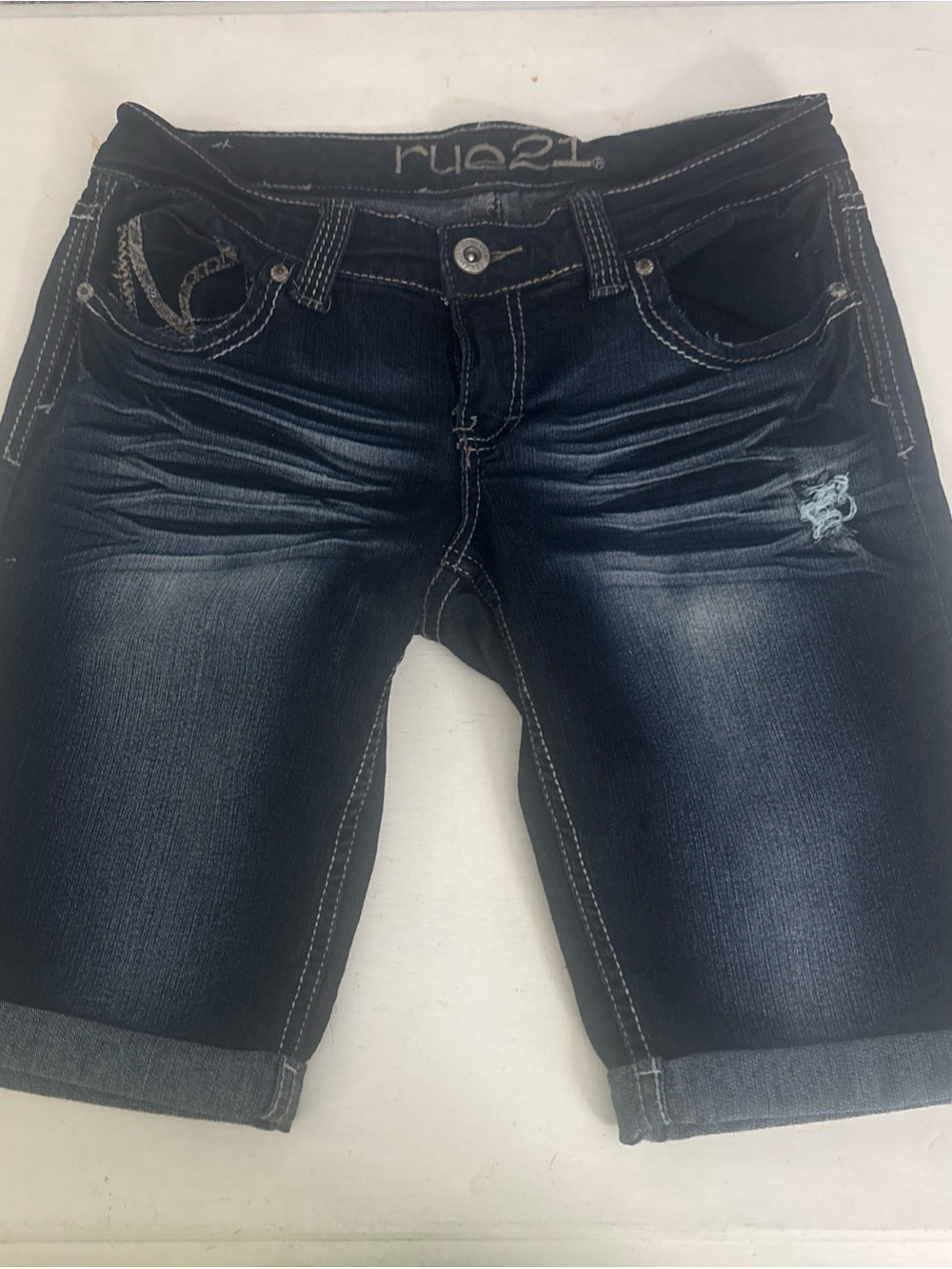 Rue21 Dark Blue Denim Bermuda Shorts 7/8 Curvy Y2K Embellishments